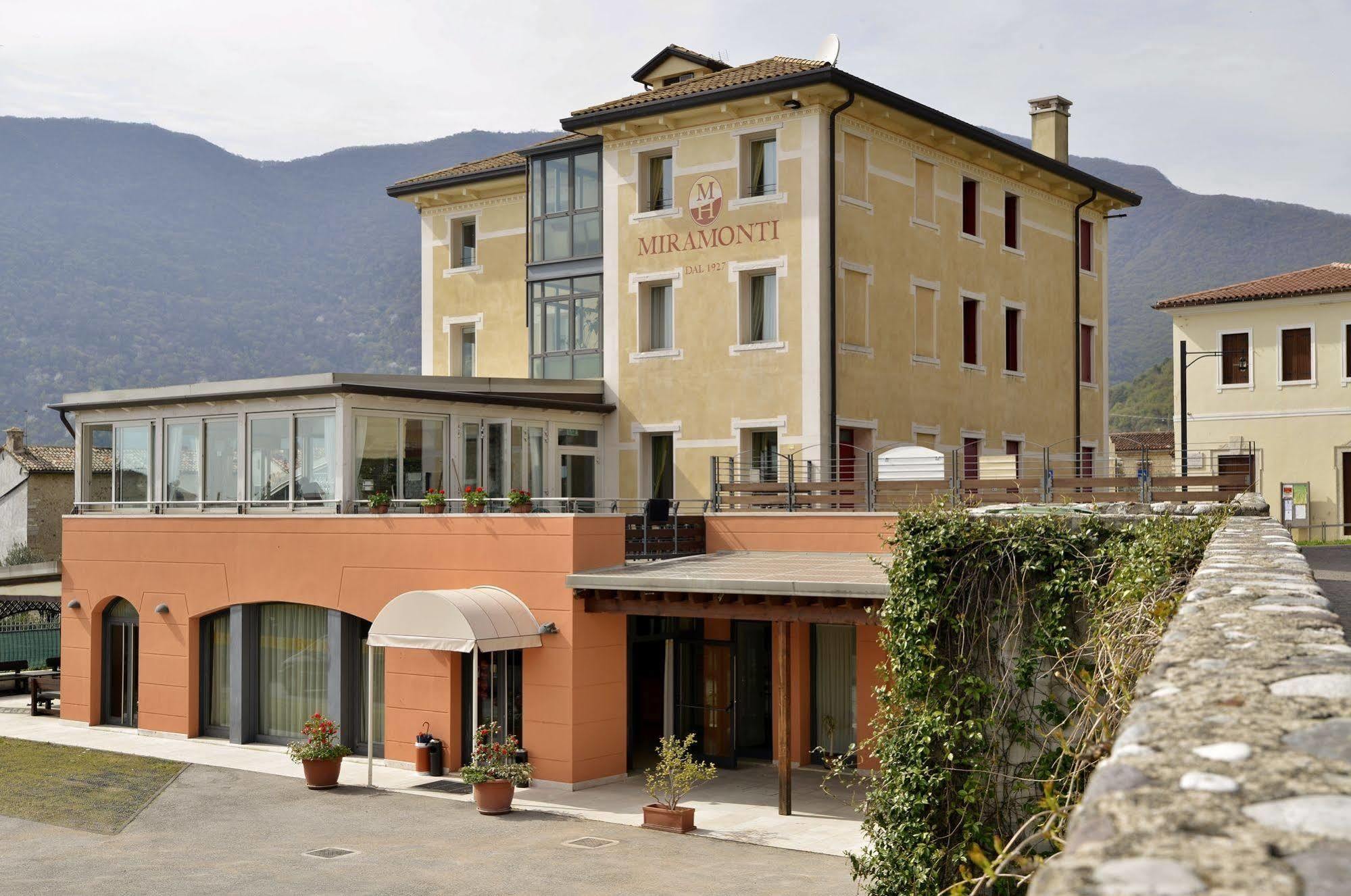 Hotel Miramonti Enoteca Pove del Grappa Exterior photo